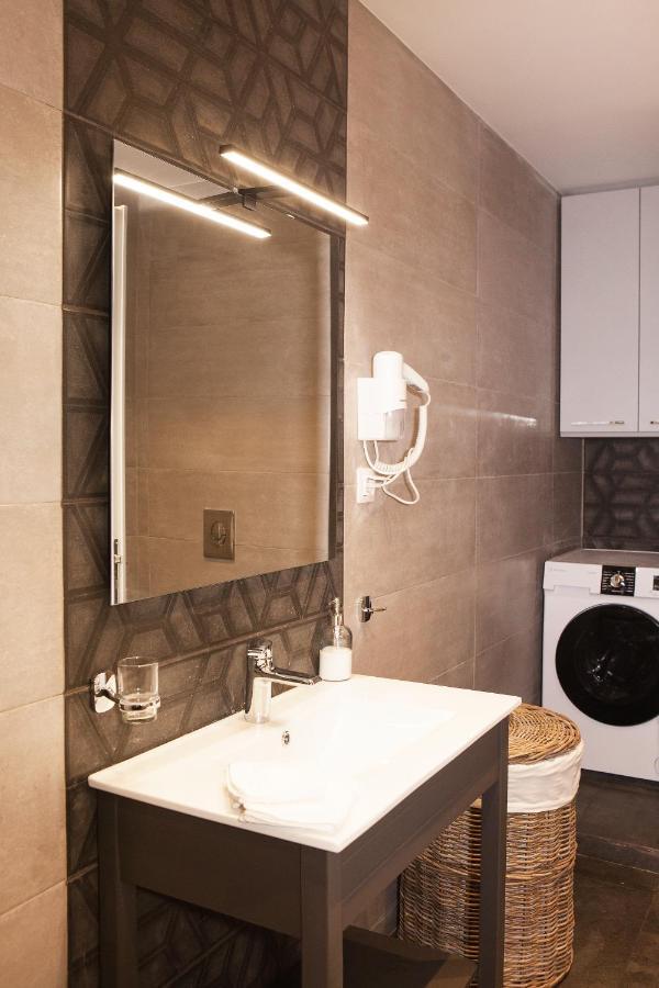 Central Comfy Modern Flat 2 Bedrooms 2 Bathrooms 아테네 외부 사진