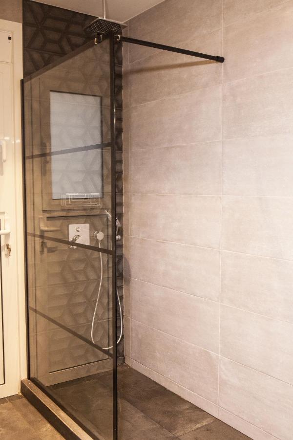 Central Comfy Modern Flat 2 Bedrooms 2 Bathrooms 아테네 외부 사진